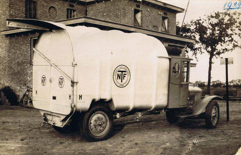 Vrachtwagen 1930 bij NTF