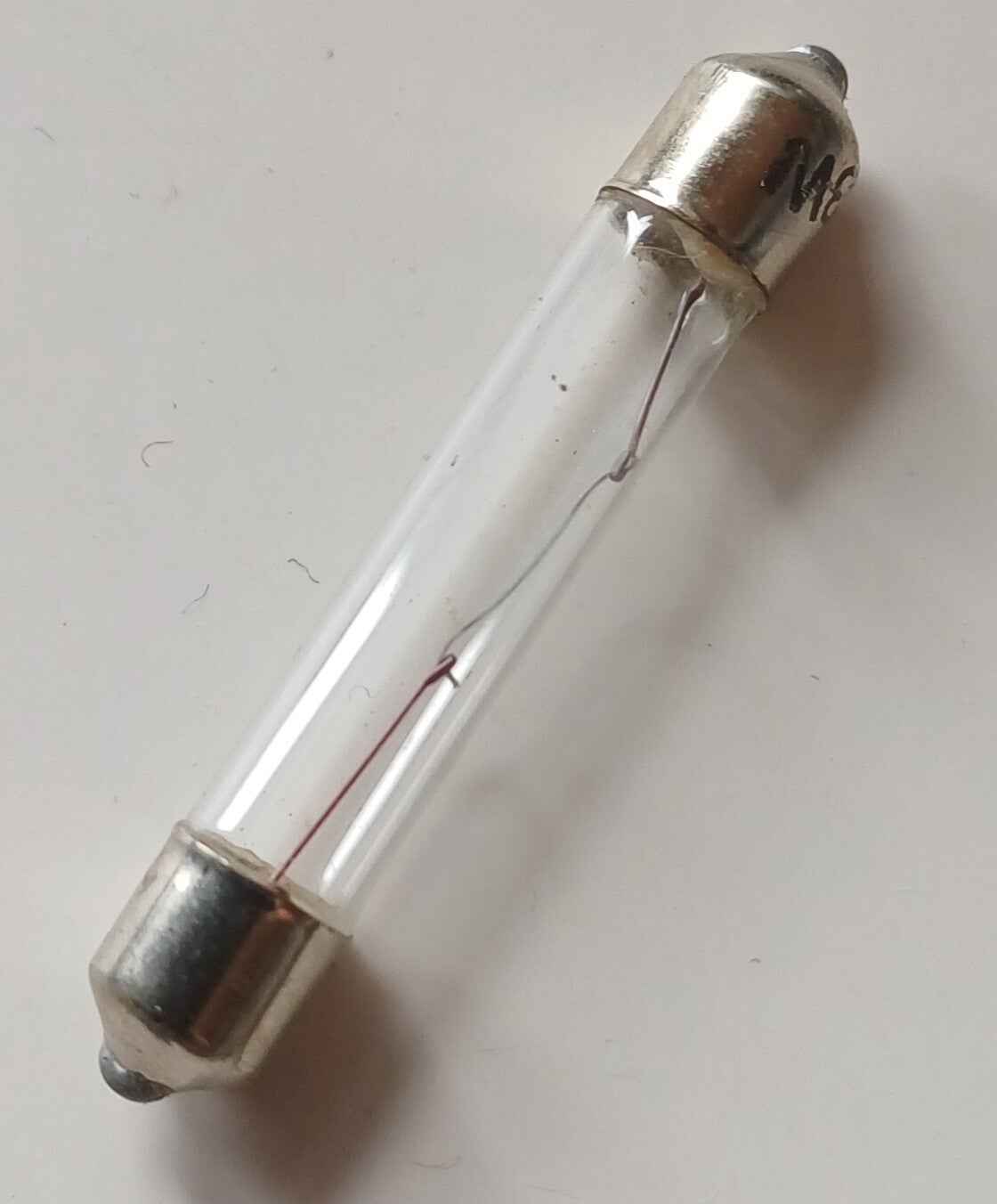 15.801 Glødelampe