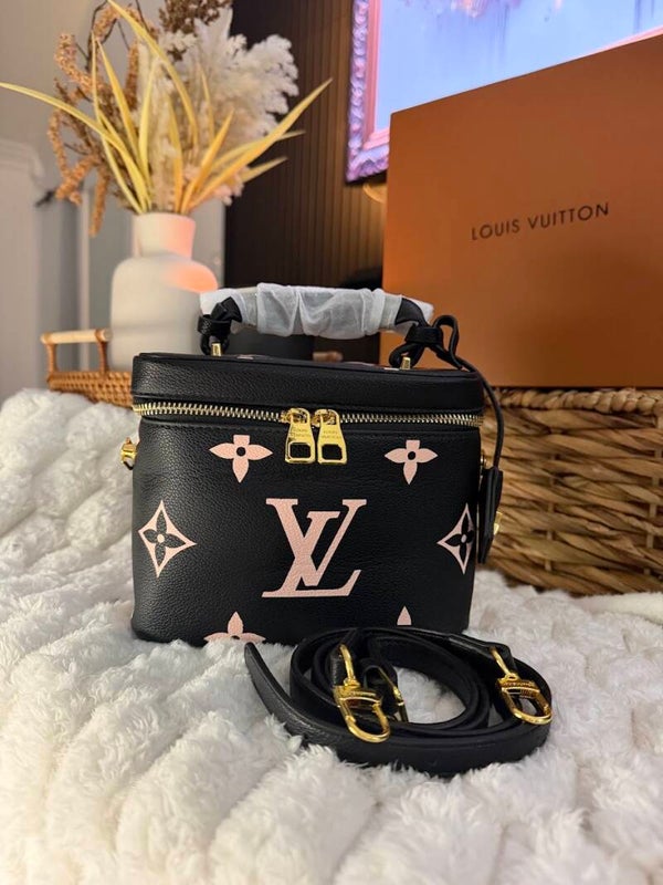 BLACK & BLUSH VANITY CROSSBODY