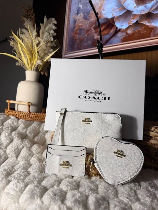 WHITE COACH SIGNATURE 3-PIECE WRISTLET SET