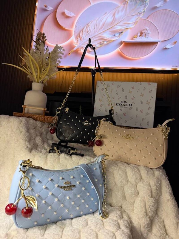 PEARL QUILTED SHOULDER BAG