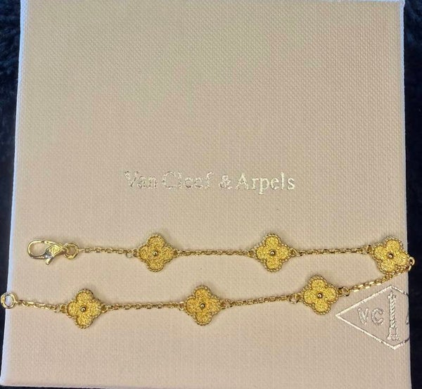 VINTAGE GOLD CLOVER BRACELET