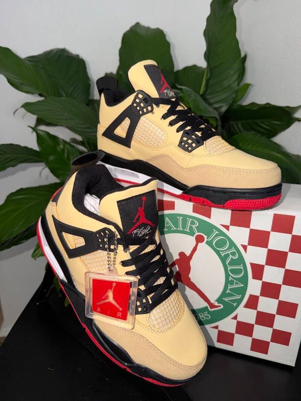Air Jordan 4 Retro “Pizza”