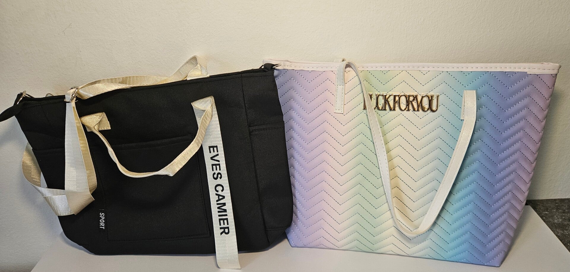 Große Taschen