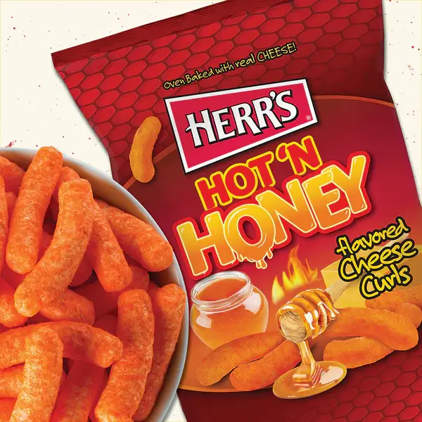 Herrs Hot 'N Honey Cheese Curls 113 gram
