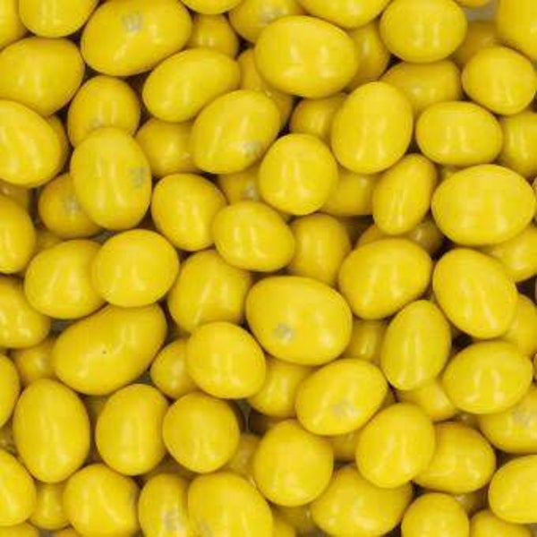 M&M op kleur met pinda Geel