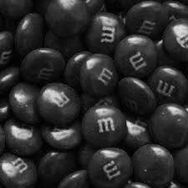 M&M op kleur met pinda Zwart