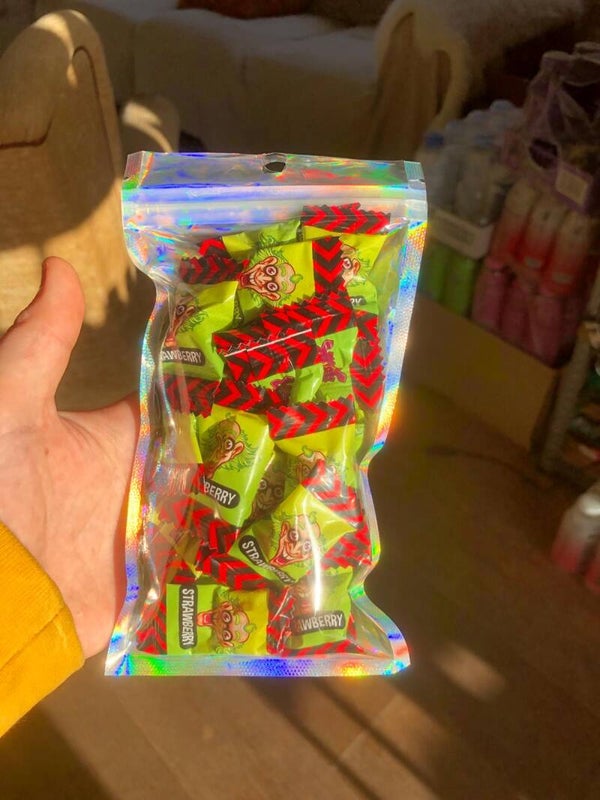 Dr Sour Blast Balls Strawberry 100 gram