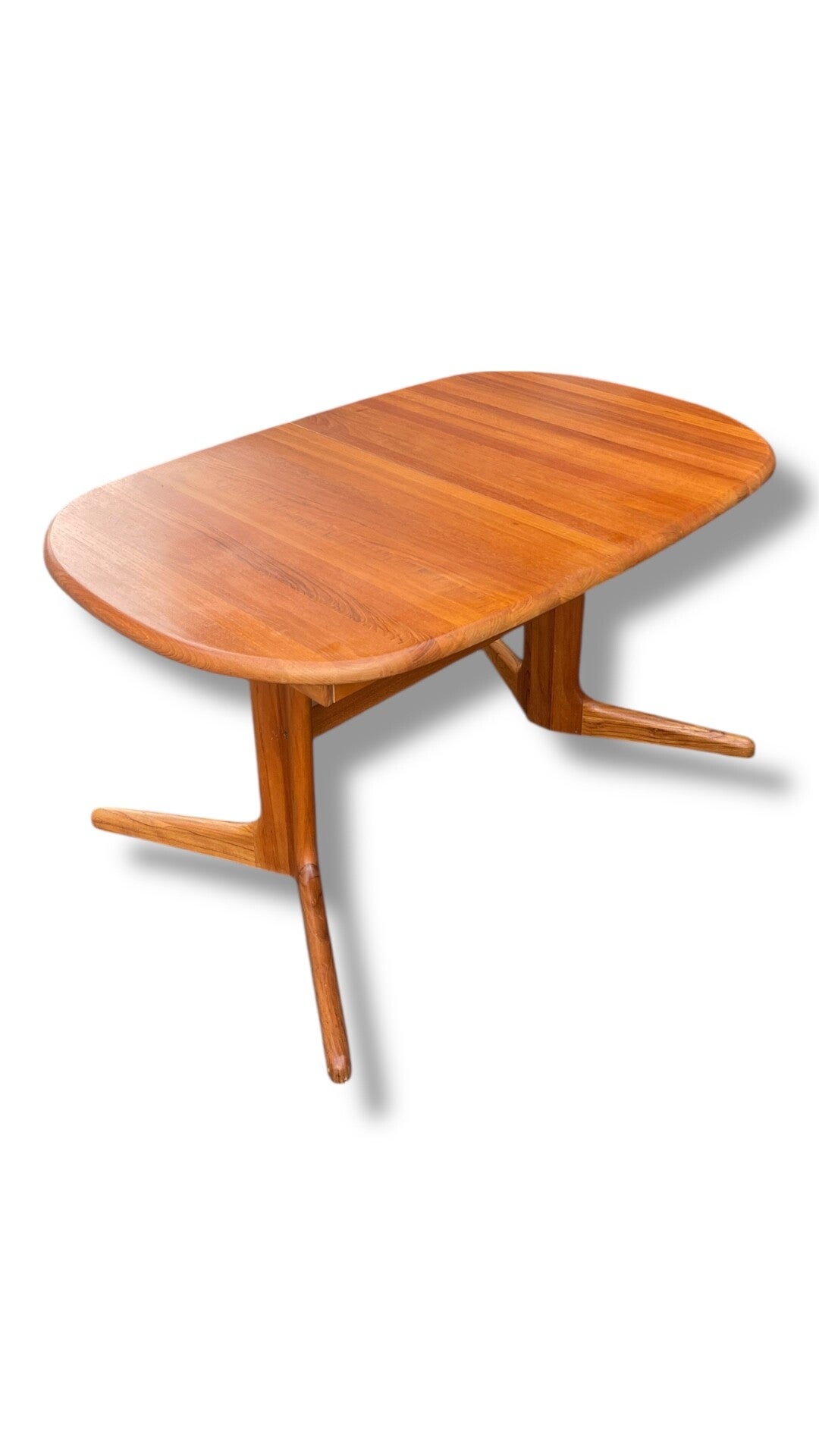 Gudme Extendable Teak Dining Table