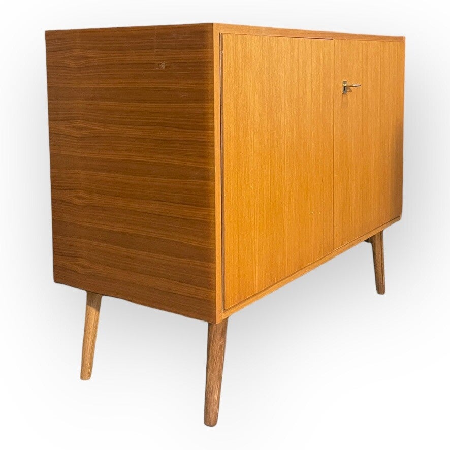 New Arrivals Tom's Vintage Shop