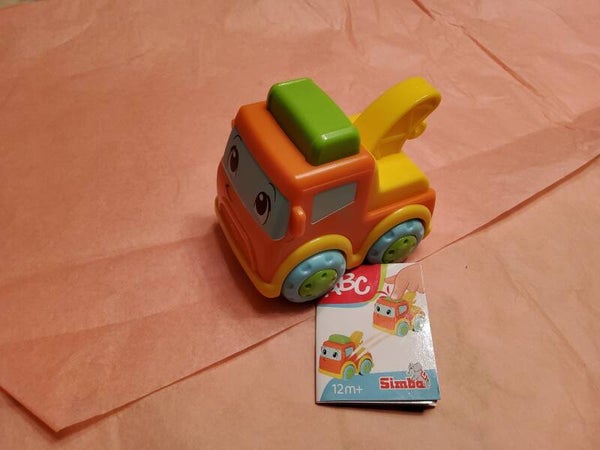 Plastik Abschleppwagen
