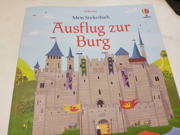 mein Stickerbuch: Ausflug zur Burg