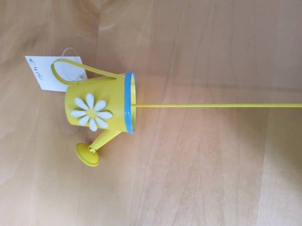 Blumenstecker Gießkanne