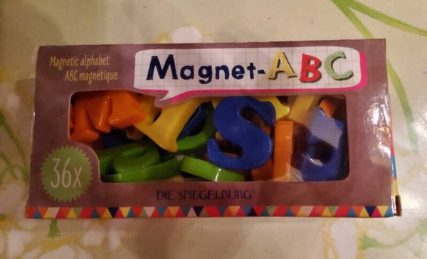 Magnet - ABC