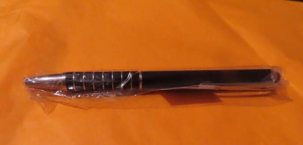 Kugelschreiber mit Kappe für Tablett