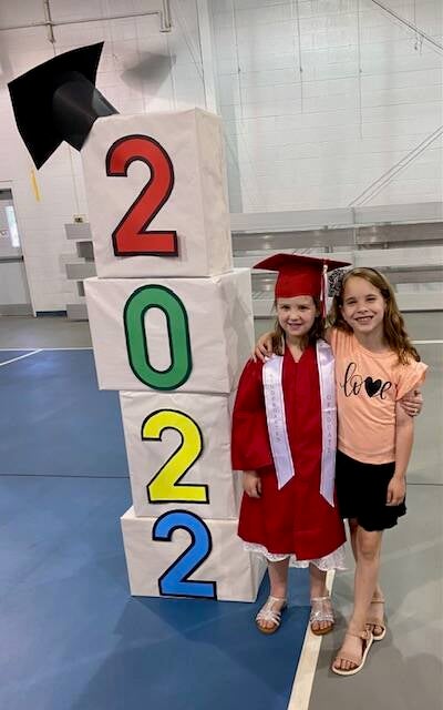 grad2022-1.jpg