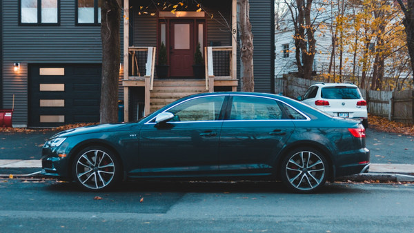 Suv (of kleine bestelwagen) exterieur