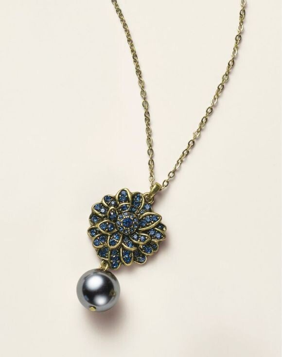 Pearly Blue Lotus Necklace