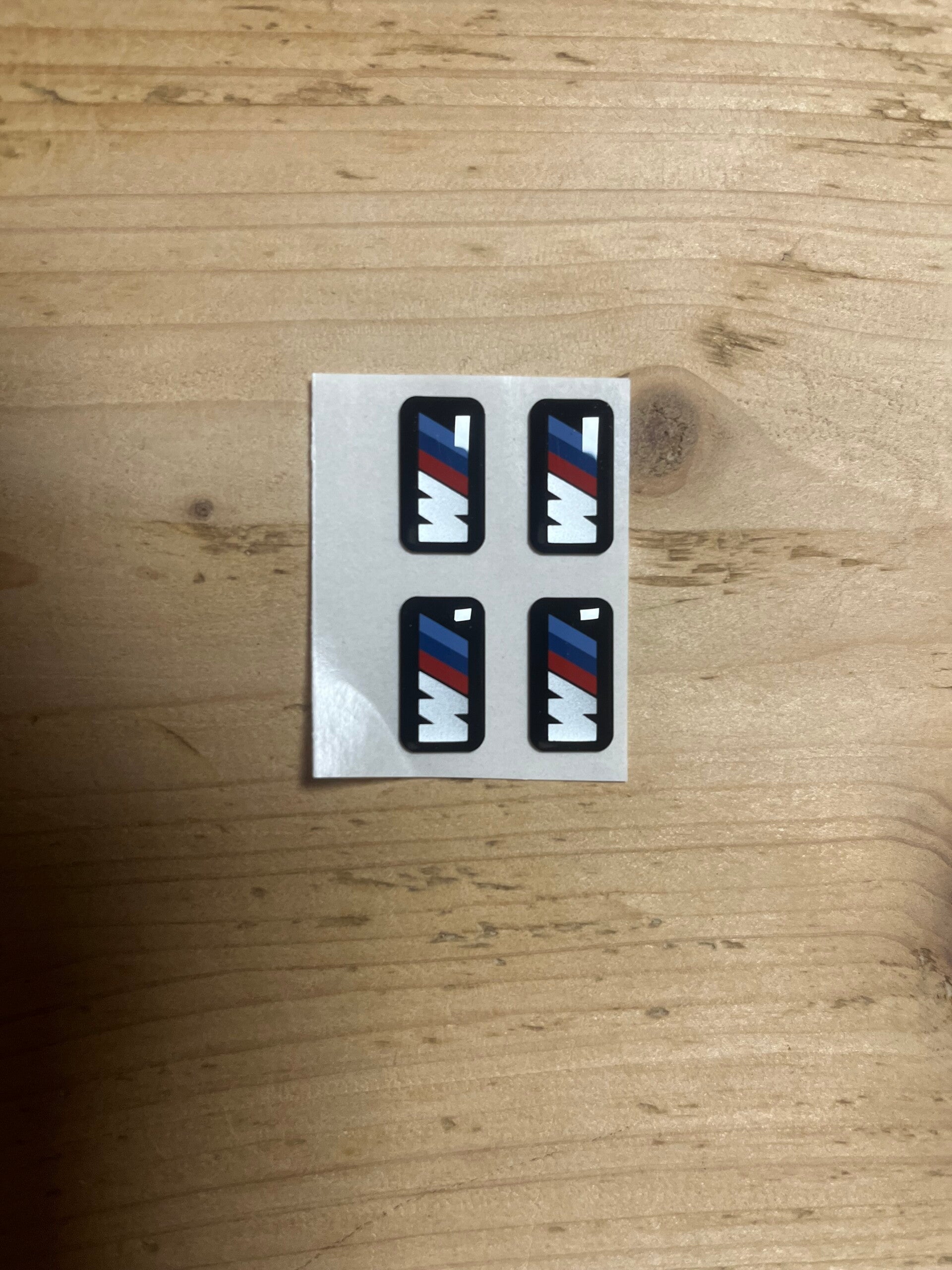 M logo velgenstickers