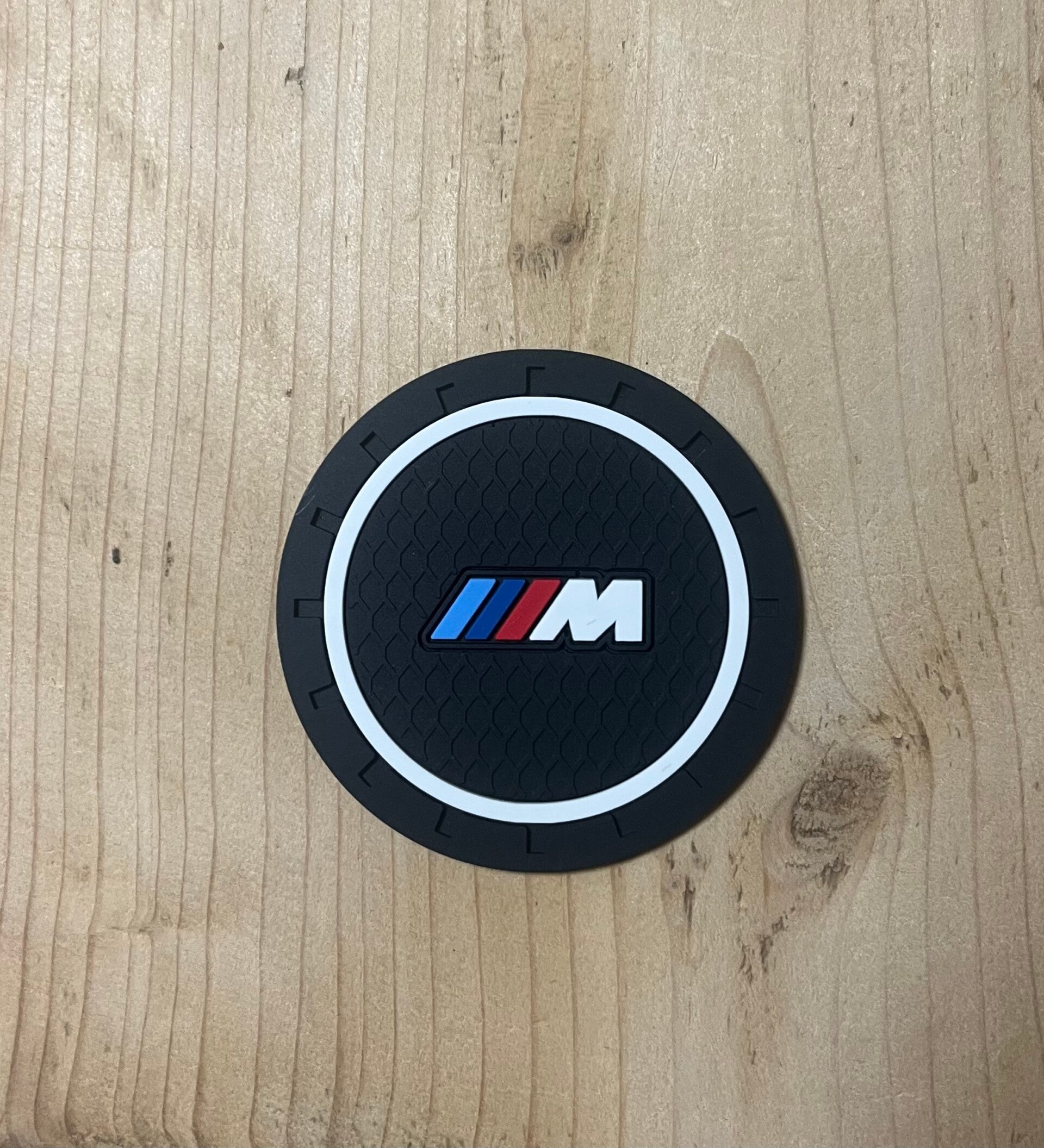 Anti Slip Pad M Logo
