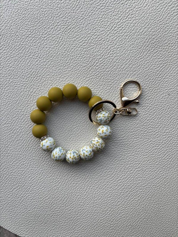 Wristlet GREEN FLOWER