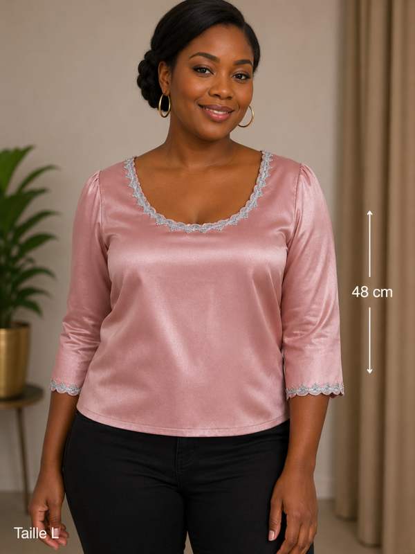Haut en satin rose poudré