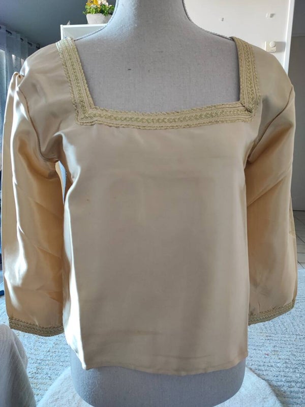 Haut en satin champagne