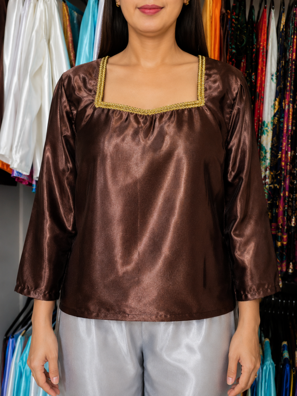 Haut en satin marron