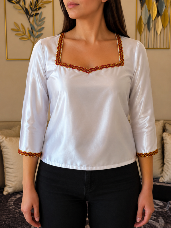 Haut satiné blanc