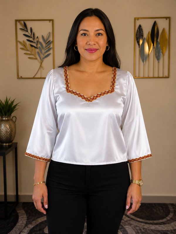Haut en satin blanc