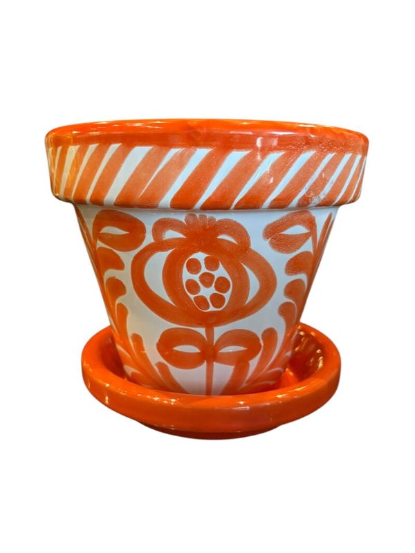 bloempot met schaaltje oranje
