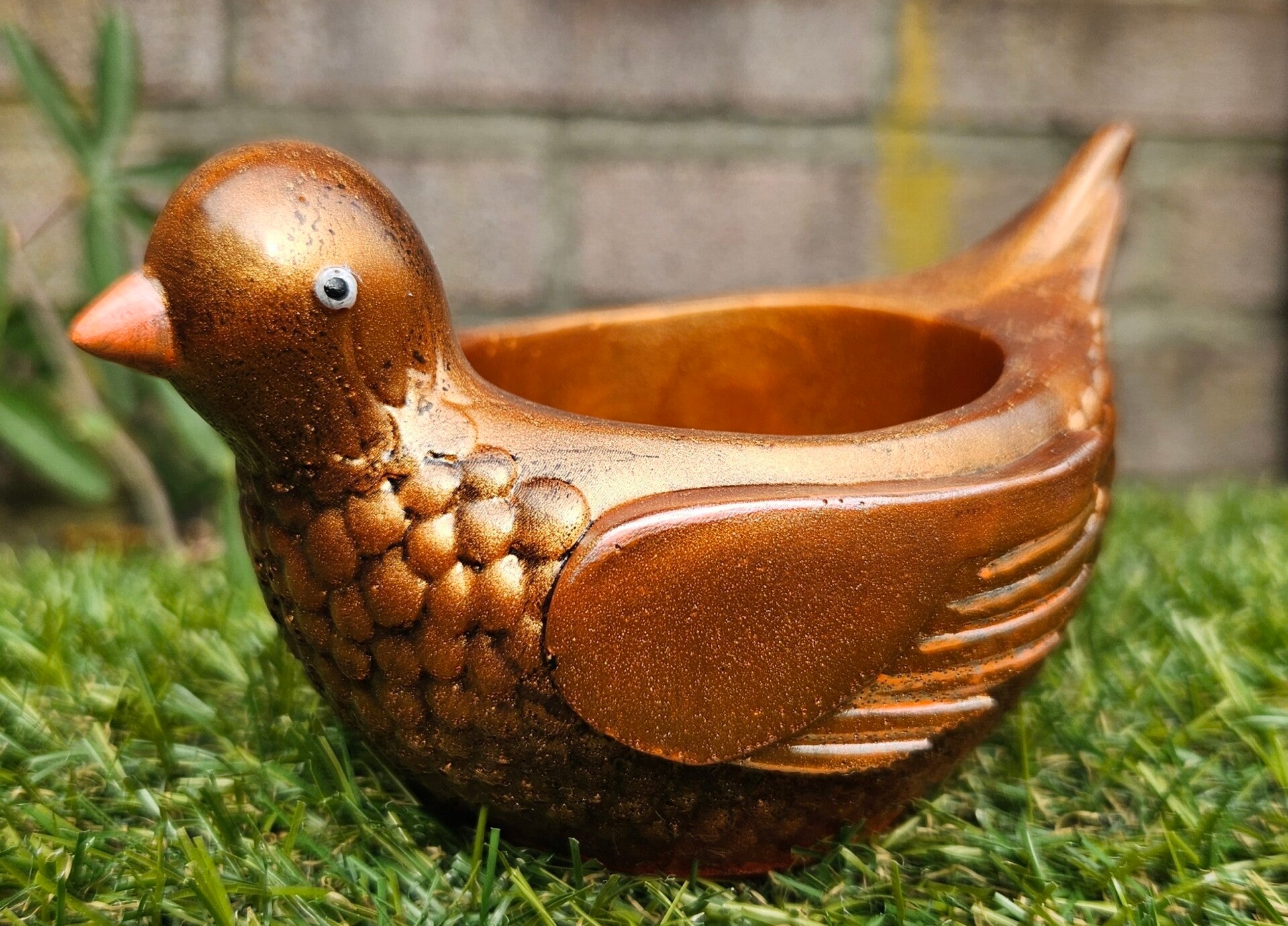 "Binky the Bird" Brons