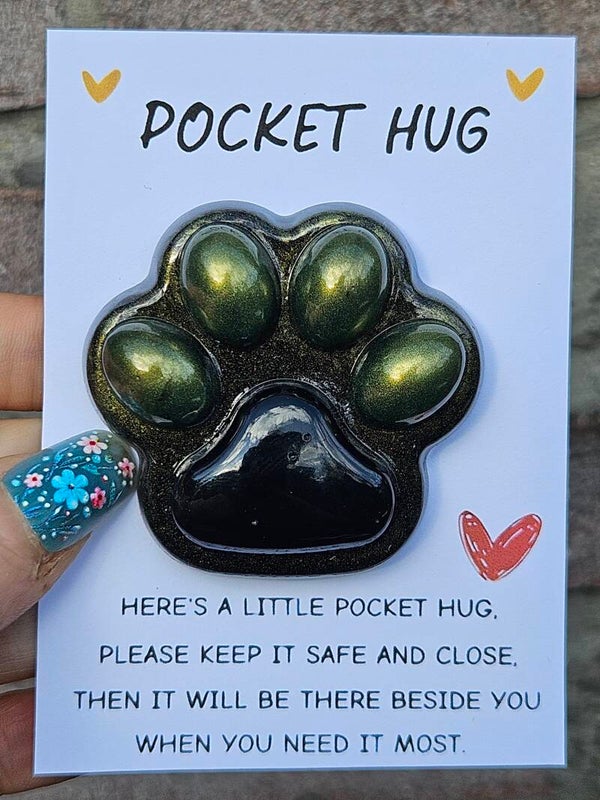 "Pocket Hug"Paw Print Middel Groen Zwart