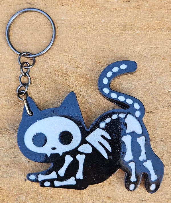 "Skeleton Kitty" Playfull Zwart