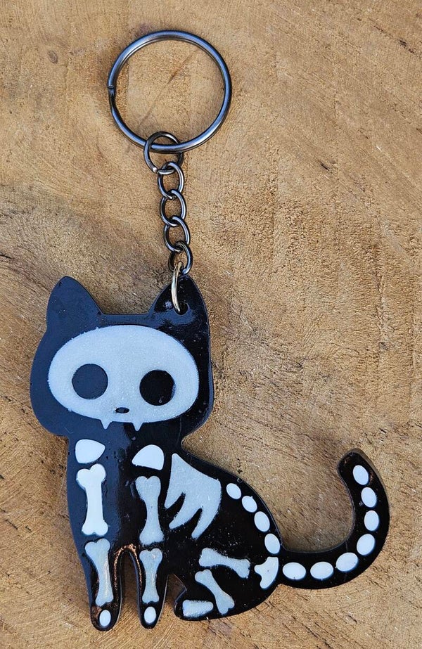 "Skeleton Kitty" Zittend Zwart