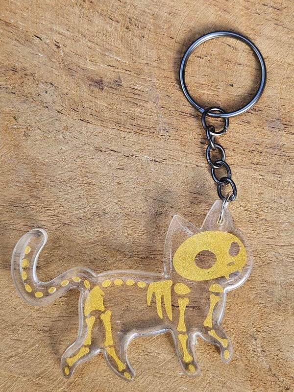 "Skeleton Kitty" Walking Transparant