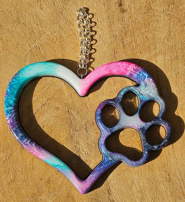 "Heart and Paw" Multicolor
