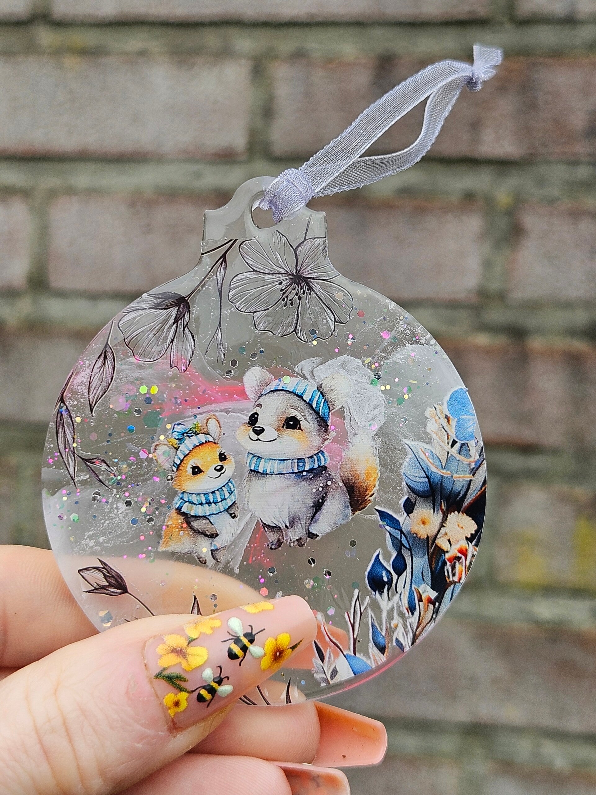 Hanger "Kerstbal" Eekhoorntjes Transparant glitter