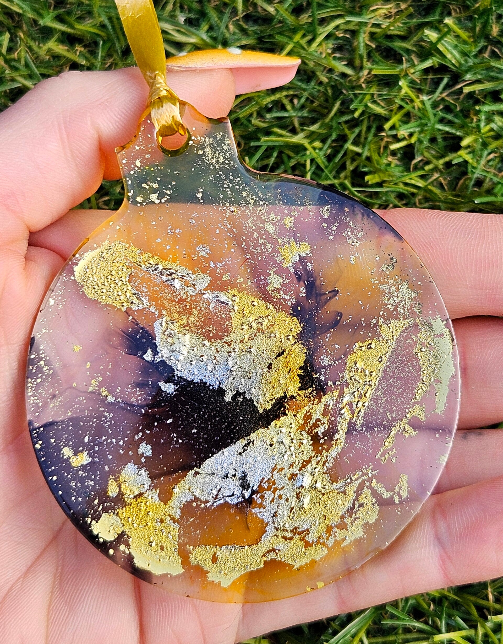 Hanger "Kerstbal" Goudpapier Zwart Transparant 1