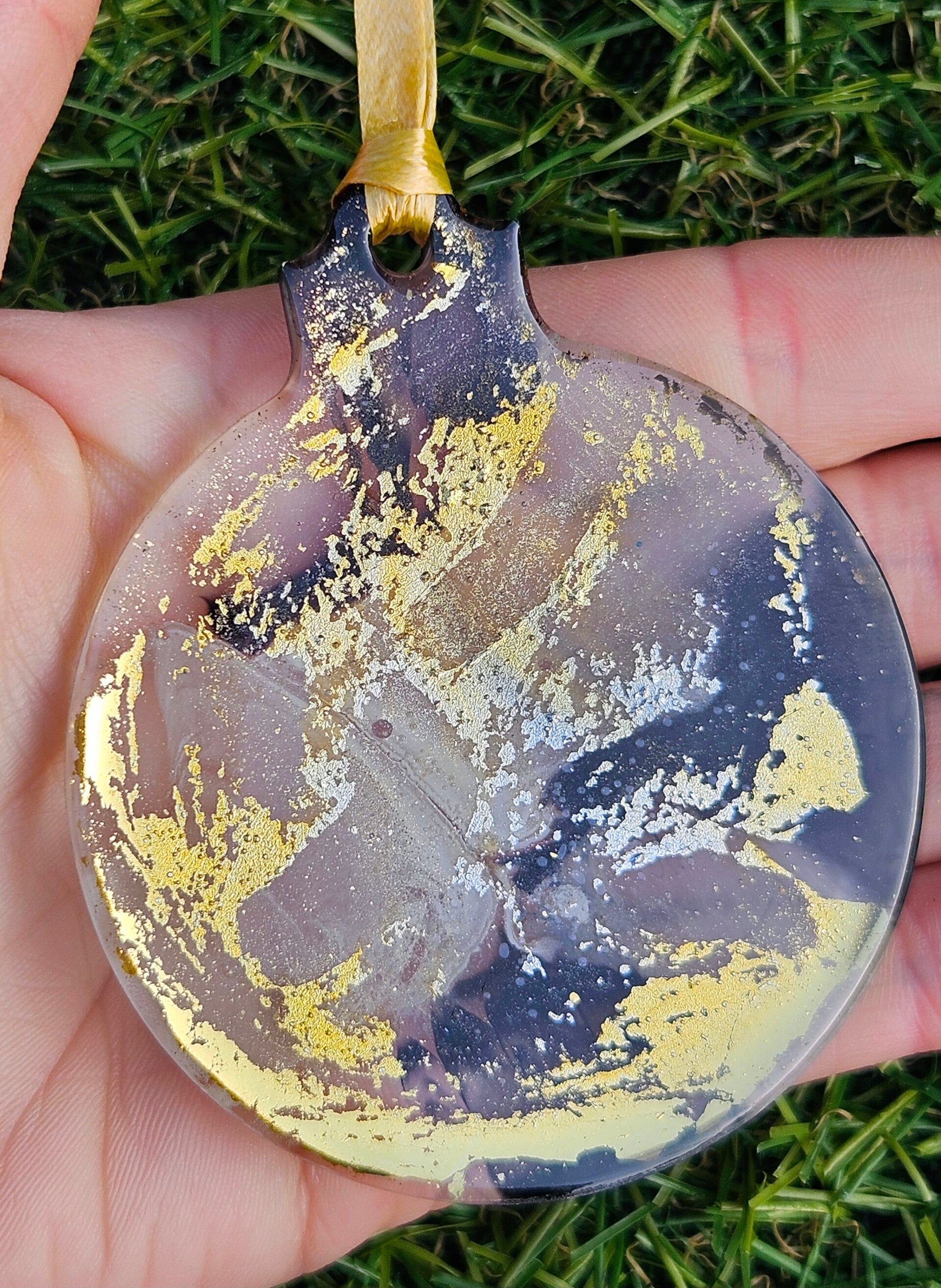 Hanger "Kerstbal" Goudpapier Zwart Transparant 2