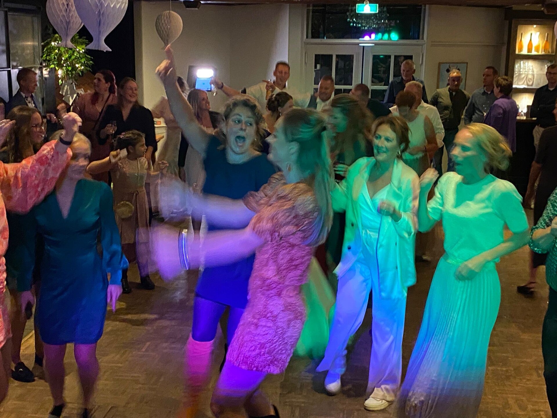 Feestavond met DJ bij Auberge 't Asje in Dalfsen