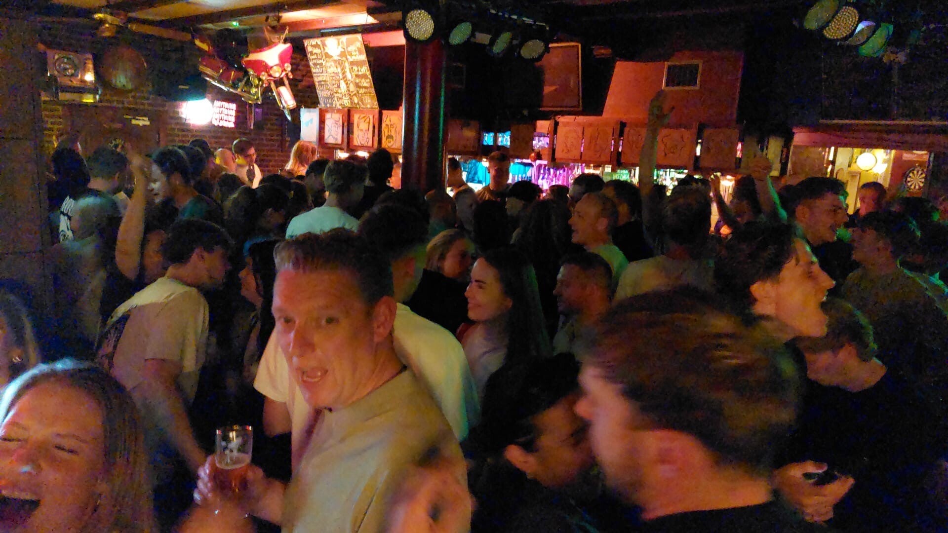Caféavond bij Café De Comm in Groesbeek