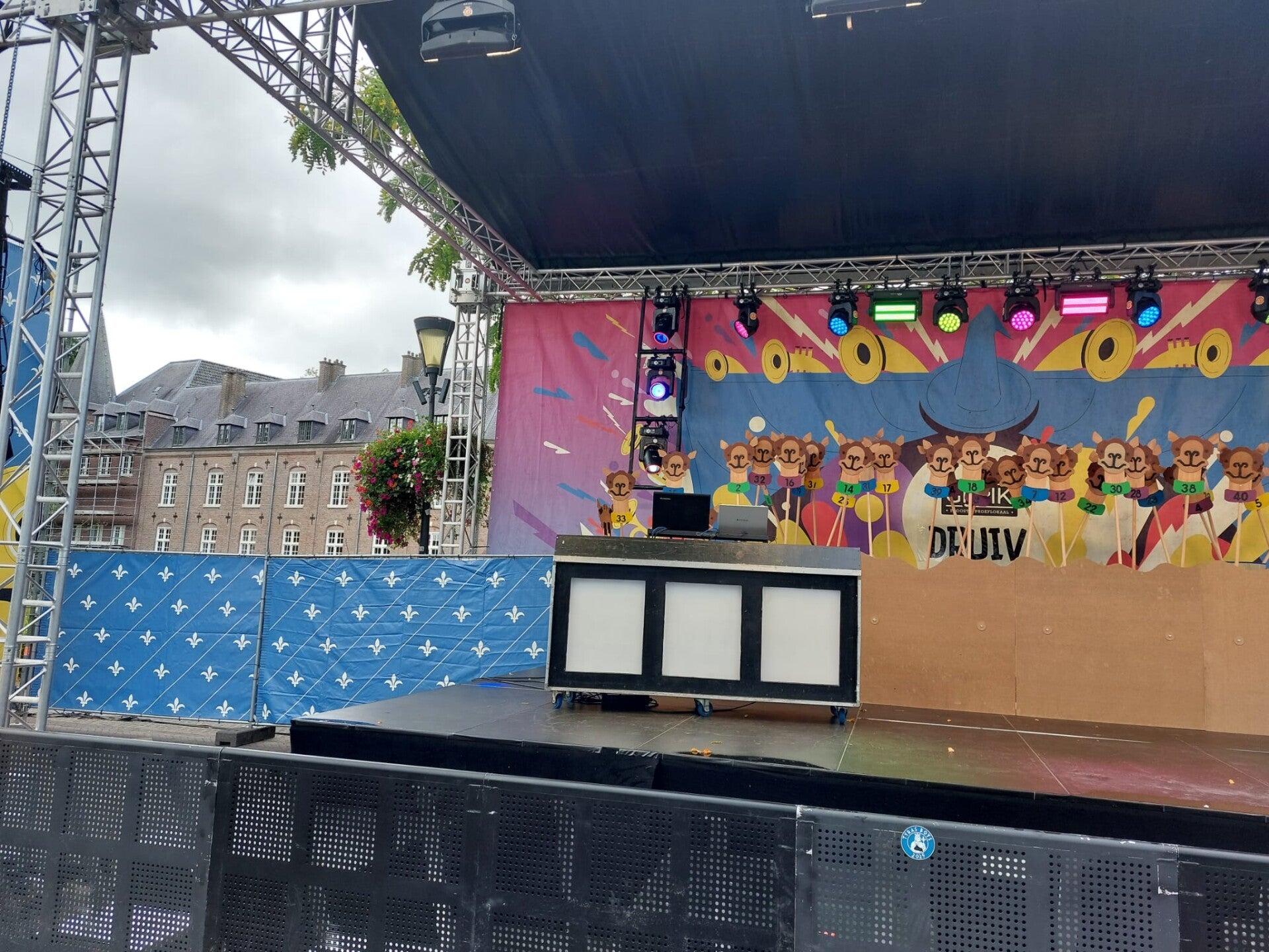 Septemberfest op het Ridderplein in Gemert met DJ Marcel