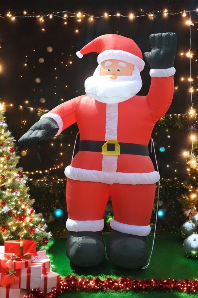 Opblaasbare Kerstman met verlichting 2,5 meter huren