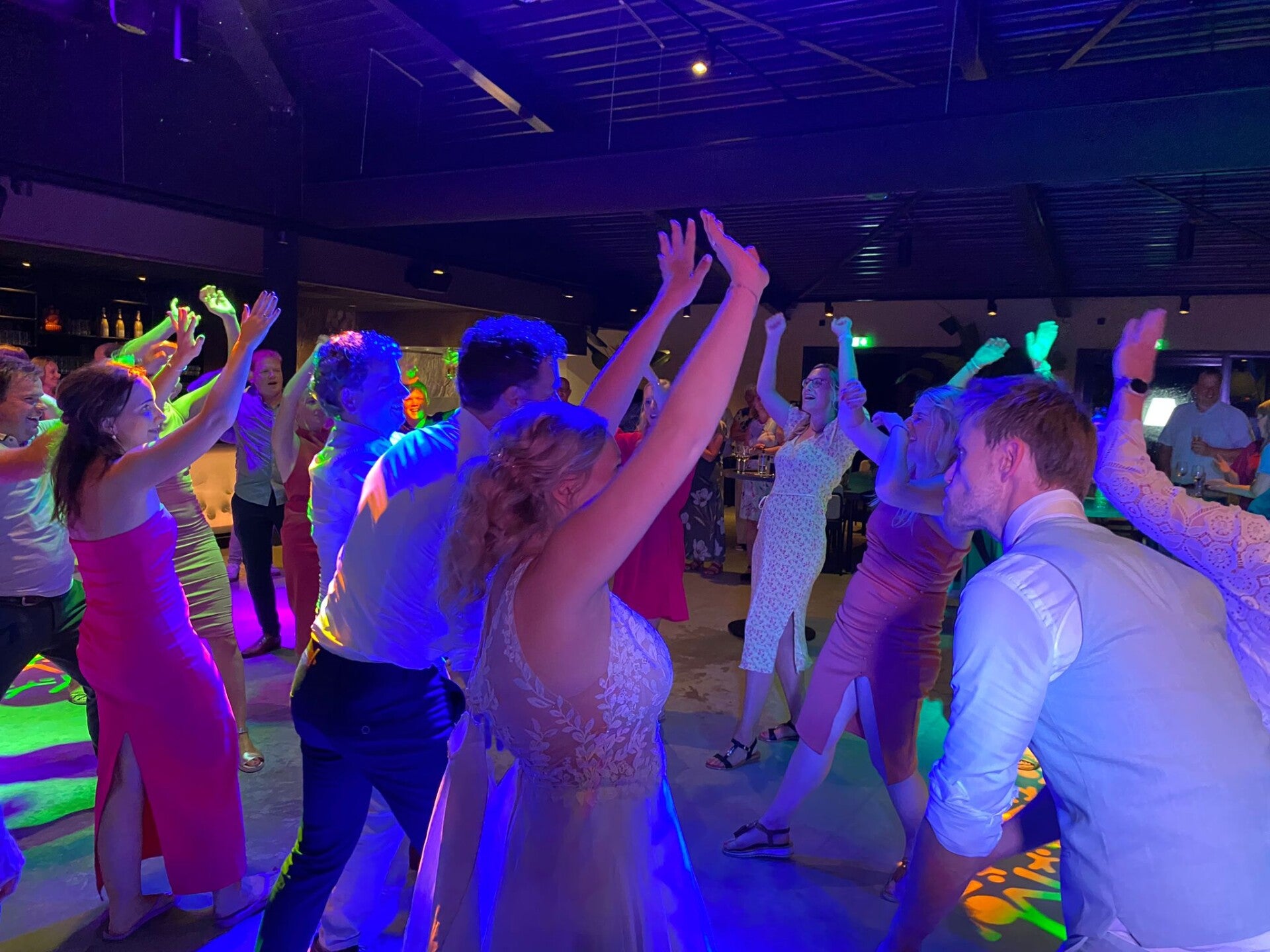 DJ William van Anervo Entertainment tijdens een feestavond