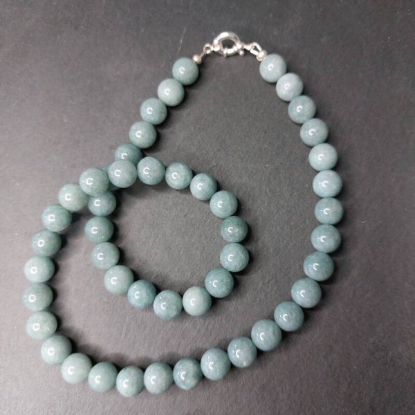 Birmese jade ketting met boeisluiting