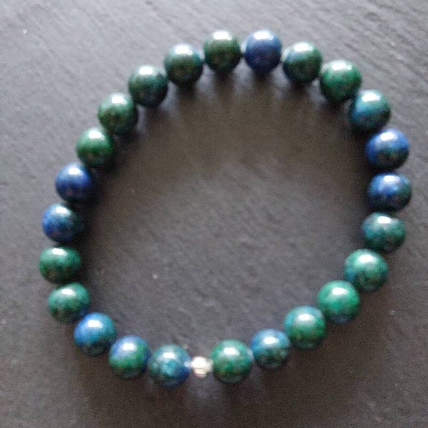 Azuriet armband 8 mm kralen en een zilveren kraal