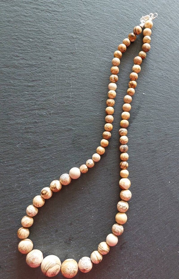 Landschaps jaspis torenketting oplopende maat kralen 6  tot 15 mm  en lobster sluiting