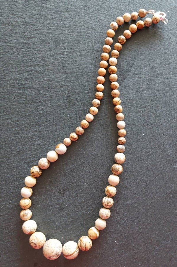 Landschaps jaspis torenketting oplopende maat kralen 6  tot 15 mm en lobster sluiting