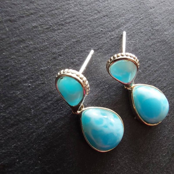 Kleine larimar oorbellen